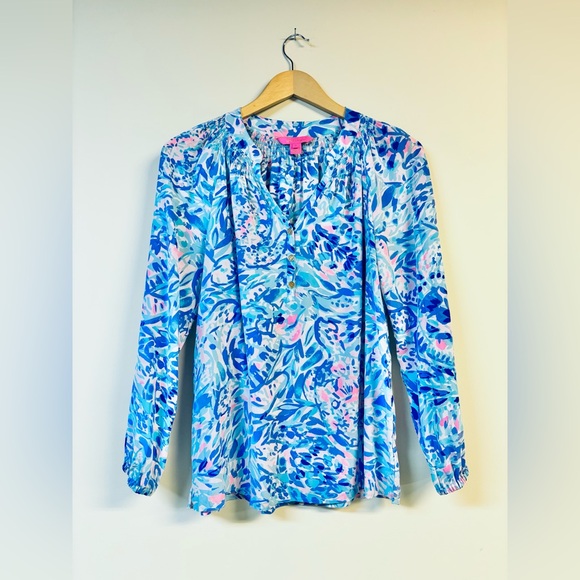 Lily Pulitzer Elsa Silk Blouse Blue & Pink Waves Small - Picture 3 of 9